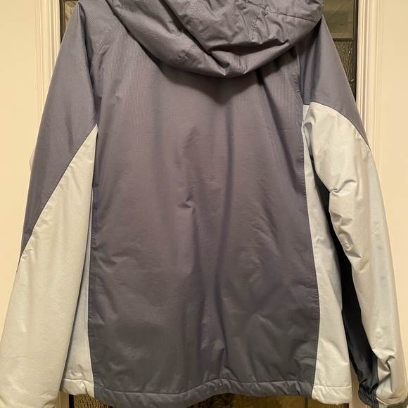 Helly Hansen Ski Jacket - Picture 2 of 6